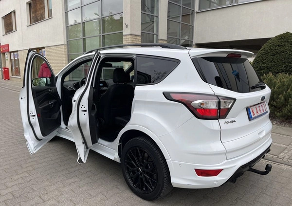 Ford Kuga cena 65900 przebieg: 187000, rok produkcji 2018 z Szczecin małe 781